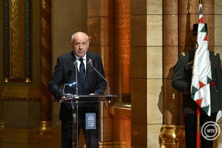 Március 15. - Sulyok Tamás: a magyarságból rendkívüli emberek, a magyar kultúrából rendkívüli értékek születnek