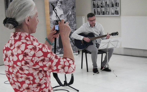 Megnyílt Baricz Kati Képes felem című kiállítása