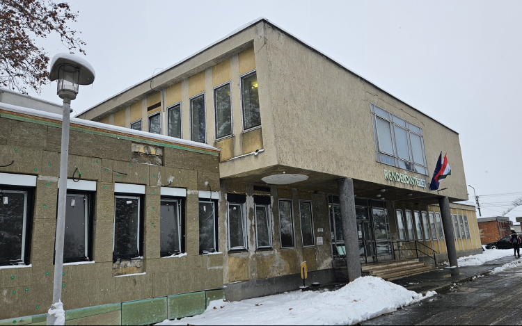 Teljeskörűen felújítják a dombóvári rendelőintézetet