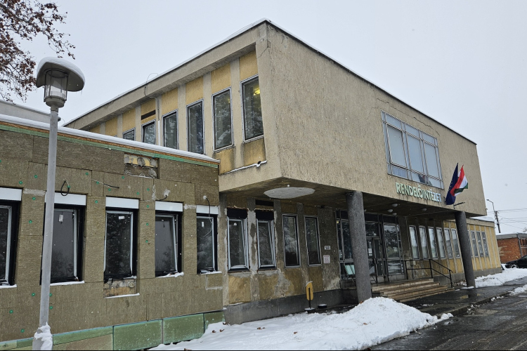 Teljeskörűen felújítják a dombóvári rendelőintézetet