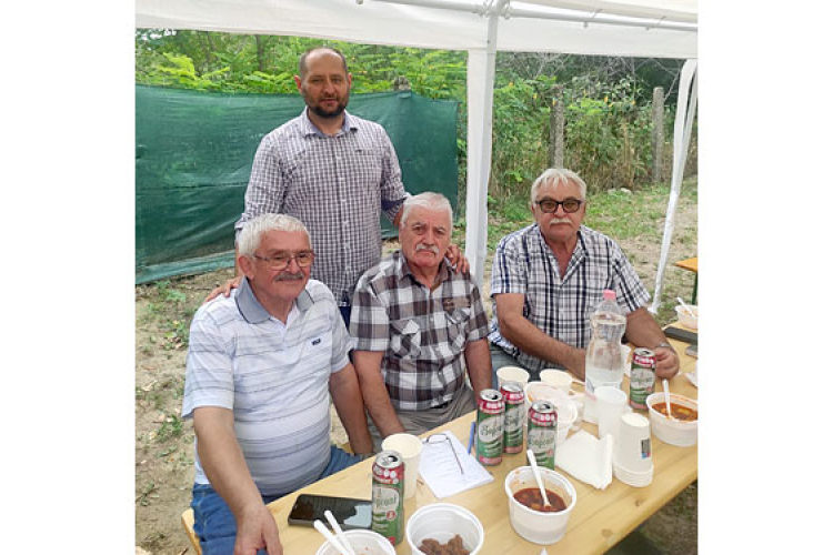 Pénzjutalom és serleg is járt a hagyományos oklevél mellé a naki főzőversenyen